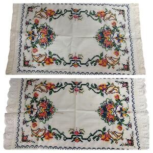 ✨ Retro 🌲 Christmas Cross Stitch Doilies – Handmade Vintage Flour Sack Linens